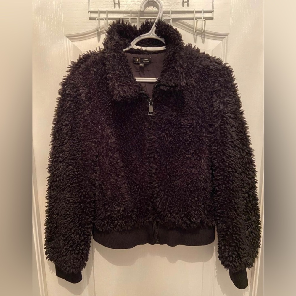 Cozy Black Faux-Sherpa Women's Jacket
